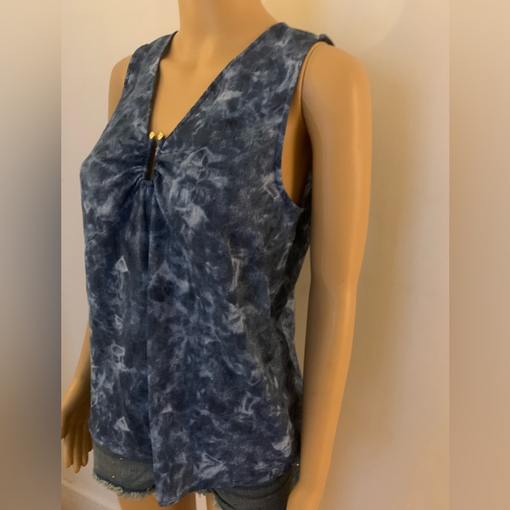 Michael Kors top size small